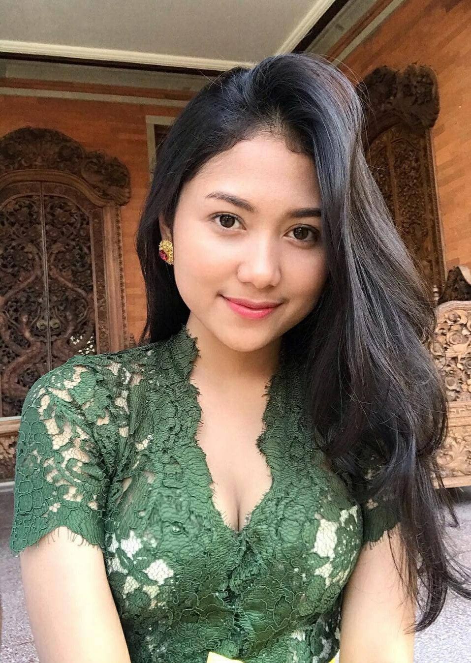 Top 5 ABG Viral Trending Indonesia One For All Kebaya Hijau Jengking Ceer Di DuburNew Global 2025 Official