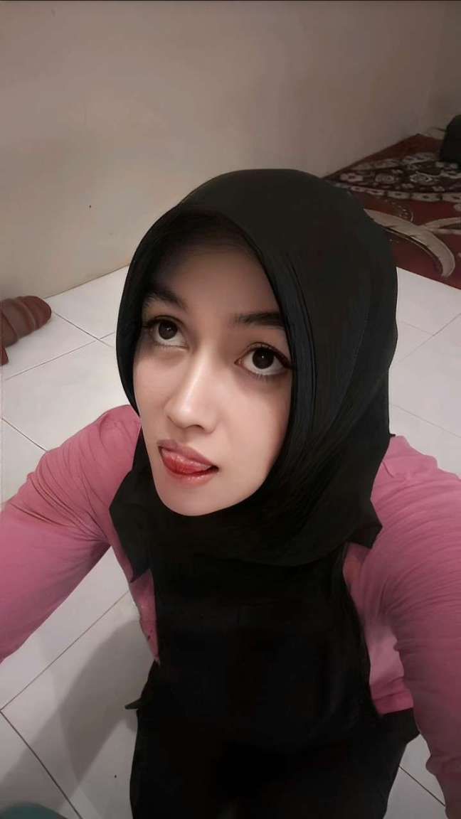 10 Viral Indonesia Video Wiwik Yandex Viral 2025 Anjay Hijab Kebaya coklat